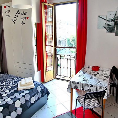 Bnbutler - Col Di Lana - Navigli Apartment - Darsena Milan Bagian luar foto