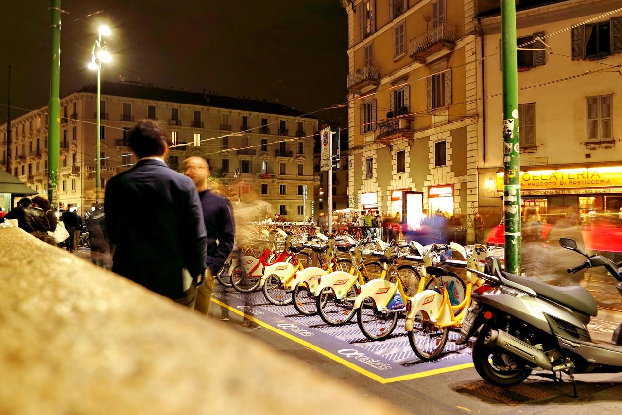 Bnbutler - Col Di Lana - Navigli Apartment - Darsena Milan Bagian luar foto
