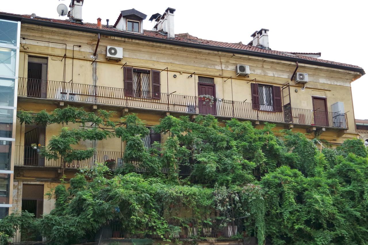 Bnbutler - Col Di Lana - Navigli Apartment - Darsena Milan Bagian luar foto