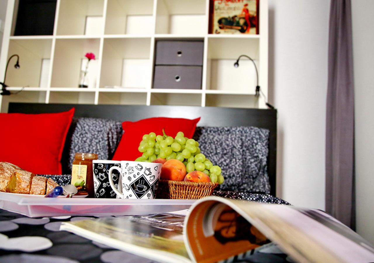 Bnbutler - Col Di Lana - Navigli Apartment - Darsena Milan Bagian luar foto